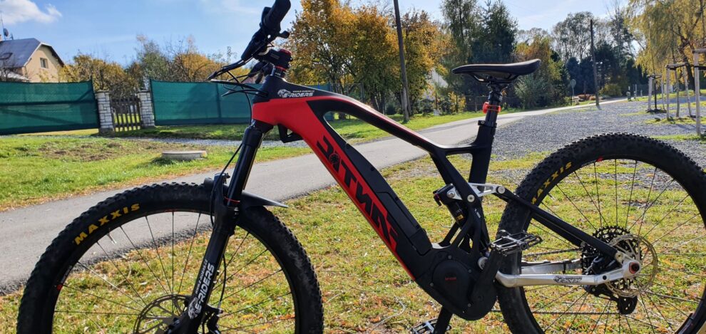 Fantic 1.5 Carbon red 2